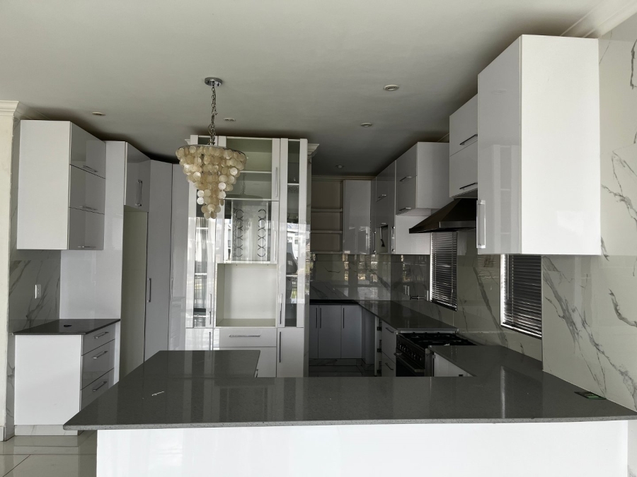 3 Bedroom Property for Sale in The Islands Estates North West